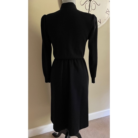 🔥HP🔥 CIAO ~ VINTAGE WOOL DRESS - Picture 2 of 10